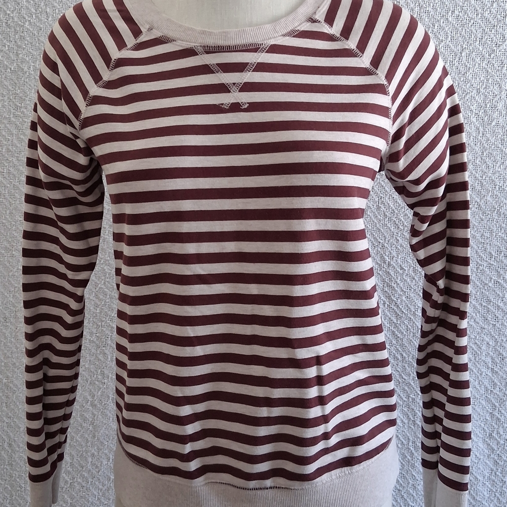 Old Navy Medium Burgandy/white Striped Sweat Shirt